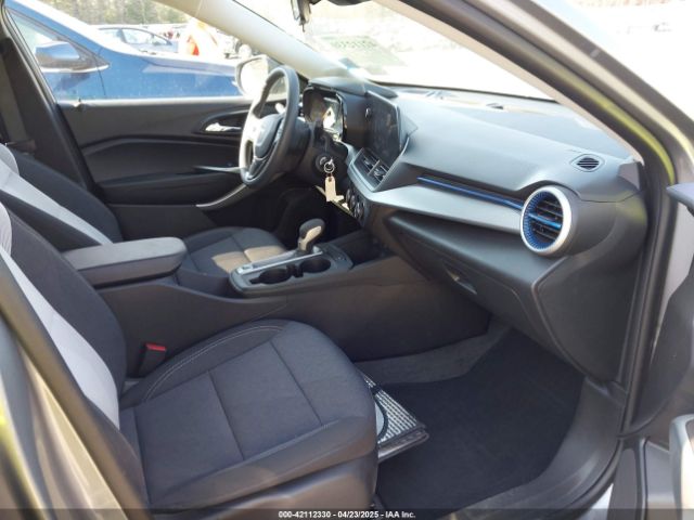 KL77LFEP2SC055126 Chevrolet Trax Fwd Ls