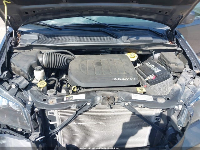 2C4RDGEG2KR520882 Dodge Grand Caravan Gt