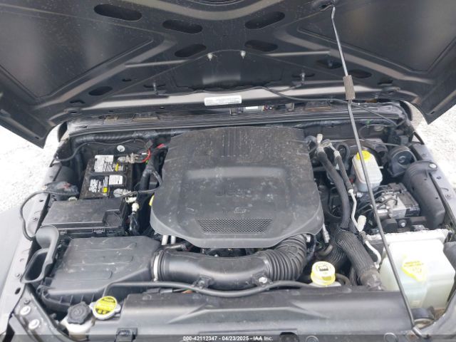 1C4BJWDG4JL814233 Jeep Wrangler Jk Unlimited Sport S 4x4