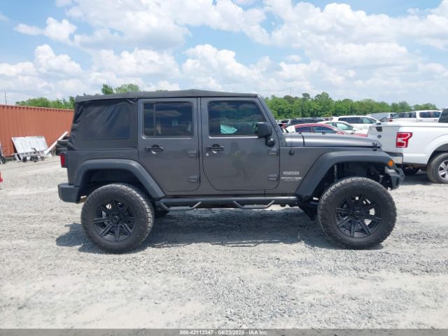 1C4BJWDG4JL814233 Jeep Wrangler Jk Unlimited Sport S 4x4