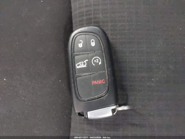 1C4PJMCS7GW104458 Jeep Cherokee Latitude