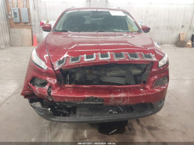 1C4PJMCS7GW104458 Jeep Cherokee Latitude