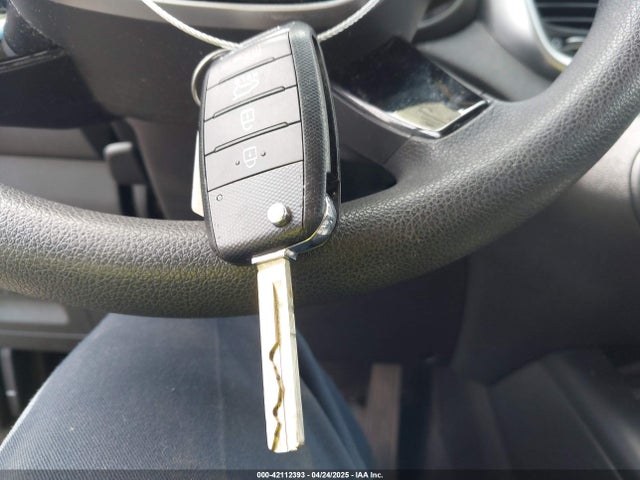5XYPGDA59KG440713 KIA Sorento 3.3l Lx