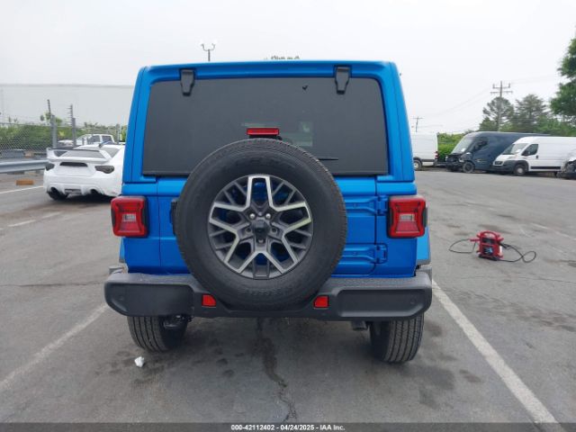 1C4PJXEG9RW237526 Jeep Wrangler 4-door Sahara 4x4