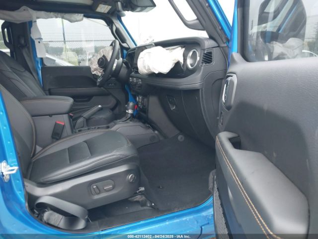 1C4PJXEG9RW237526 Jeep Wrangler 4-door Sahara 4x4