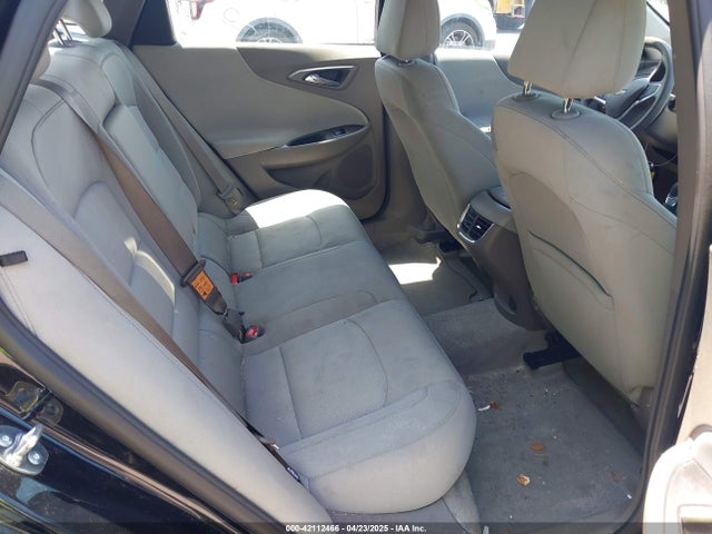 1G1ZD5ST8SF149944 Chevrolet Malibu Fwd 1lt