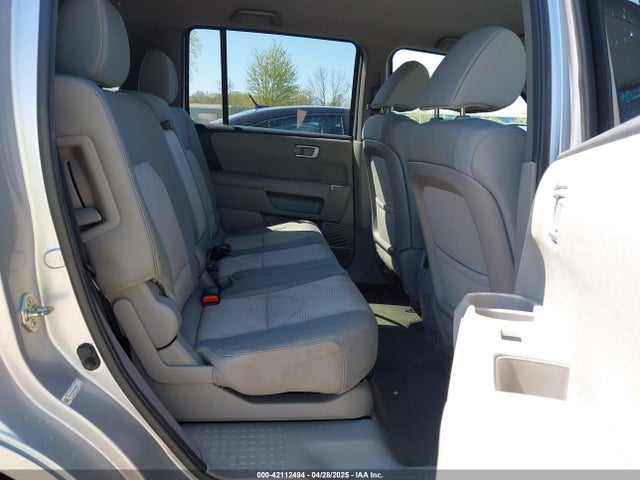 5FNYF3H29EB005862 Honda PILOT LX