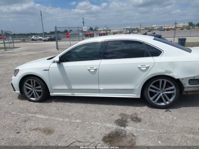 1VWDT7A36HC033652 Volkswagen Passat 1.8t R-line