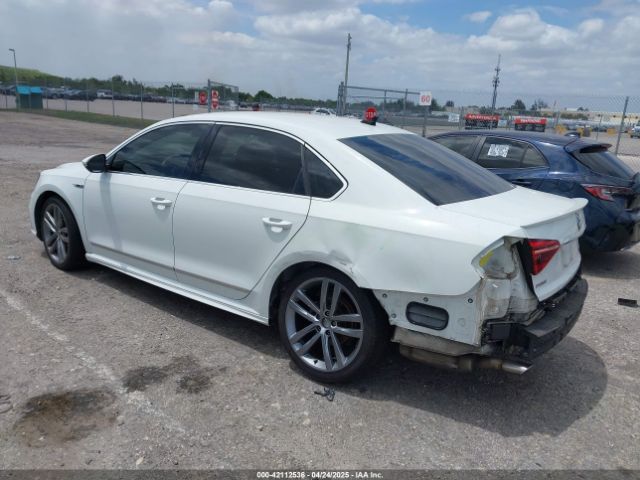 1VWDT7A36HC033652 Volkswagen Passat 1.8t R-line