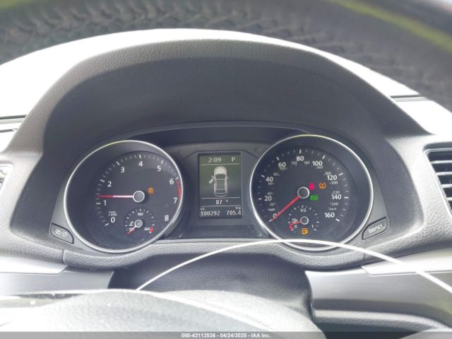 1VWDT7A36HC033652 Volkswagen Passat 1.8t R-line