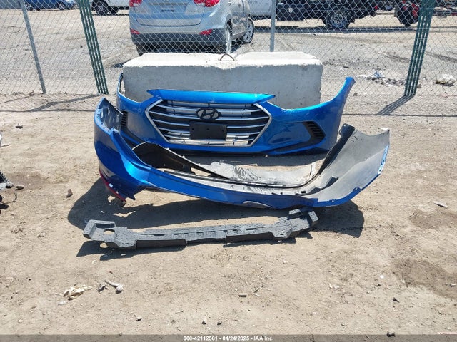 KMHD84LF4HU188474 Hyundai ELANTRA SE