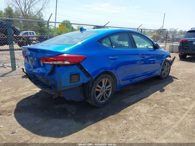 KMHD84LF4HU188474 Hyundai ELANTRA SE
