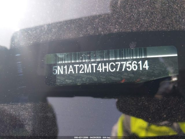 5N1AT2MT4HC775614 Nissan Rogue Sl