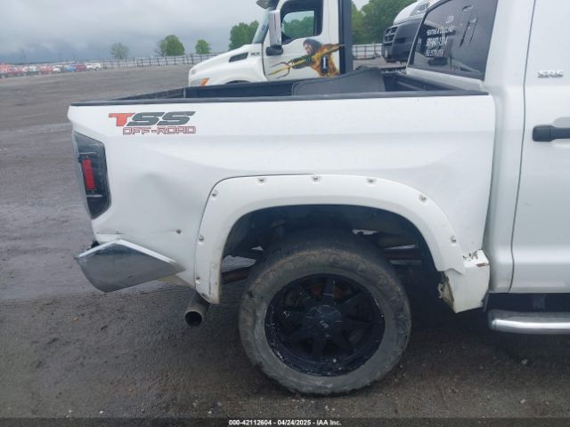5TFDW5F16FX430242 Toyota Tundra Sr5 5.7l V8
