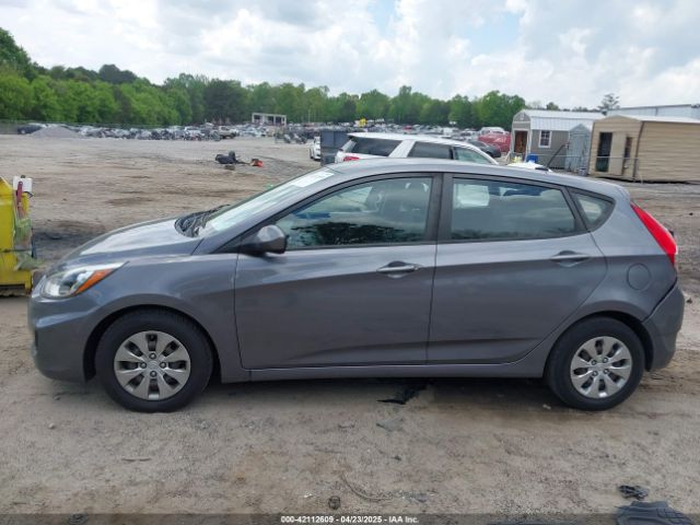 KMHCT5AE0HU335450 Hyundai ACCENT SE
