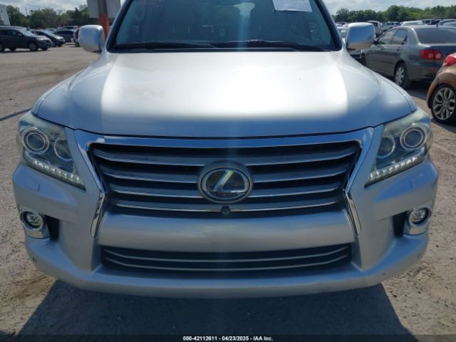 JTJHY7AX5F4166979 Lexus LX 570