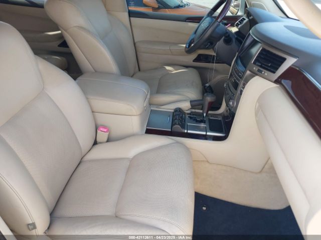 JTJHY7AX5F4166979 Lexus LX 570