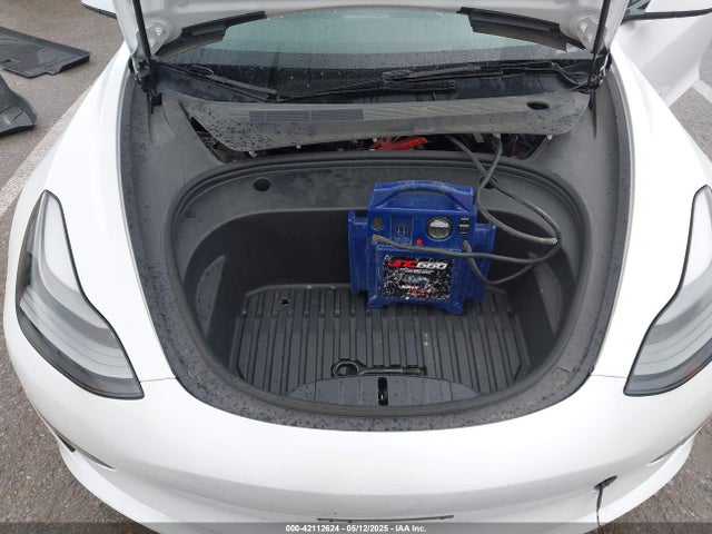 2023 TESLA MODEL 3 5YJ3E1EA7PF702592 Photo 9