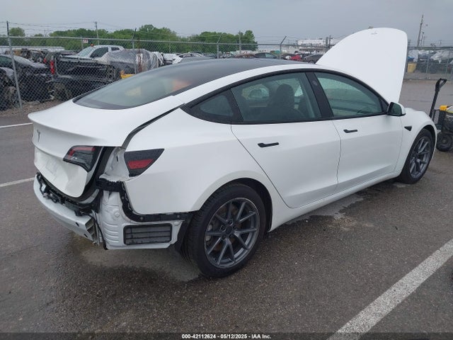 2023 TESLA MODEL 3 5YJ3E1EA7PF702592 Photo 3