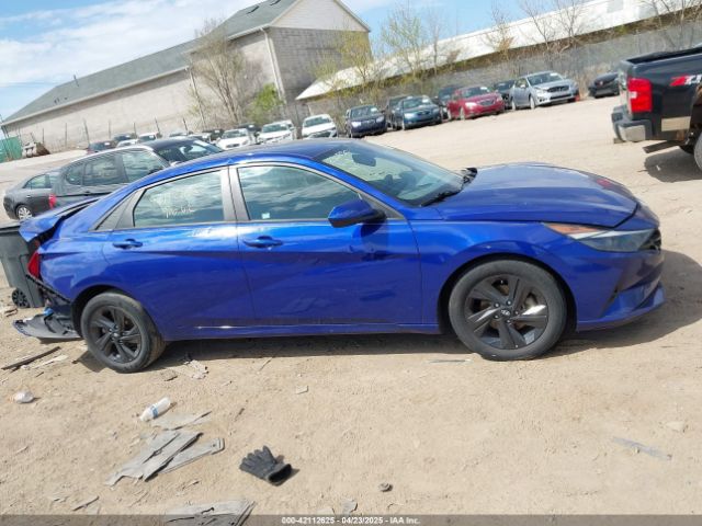 KMHLM4AGXMU070121 Hyundai ELANTRA SEL