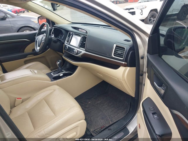 5TDDKRFH1GS303129 Toyota 2gr-fe