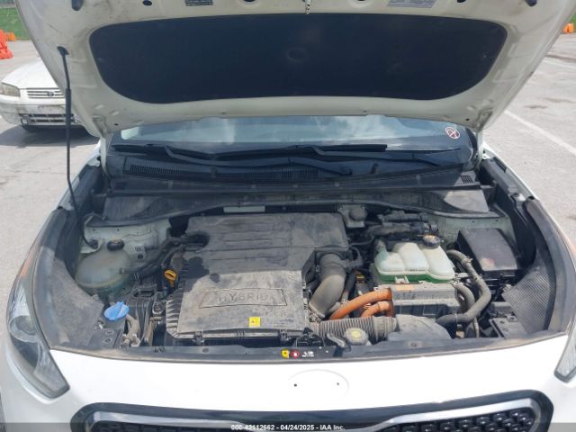 2017 KIA NIRO KNDCE3LC7H5061074 Photo 9