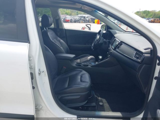 2017 KIA NIRO KNDCE3LC7H5061074 Photo 4