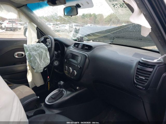 KNDJN2A2XE7071822 KIA Soul