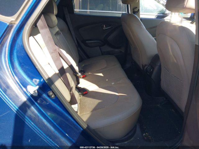 KM8JUCAG3FU967527 Hyundai TUCSON SE