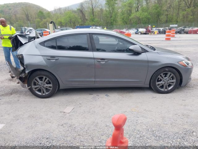 5NPD84LF6JH260215 Hyundai ELANTRA SEL