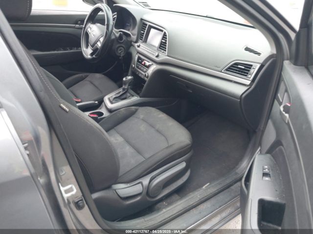 5NPD84LF6JH260215 Hyundai ELANTRA SEL