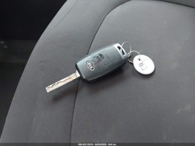 KNDJN2A2XG7262109 KIA Soul