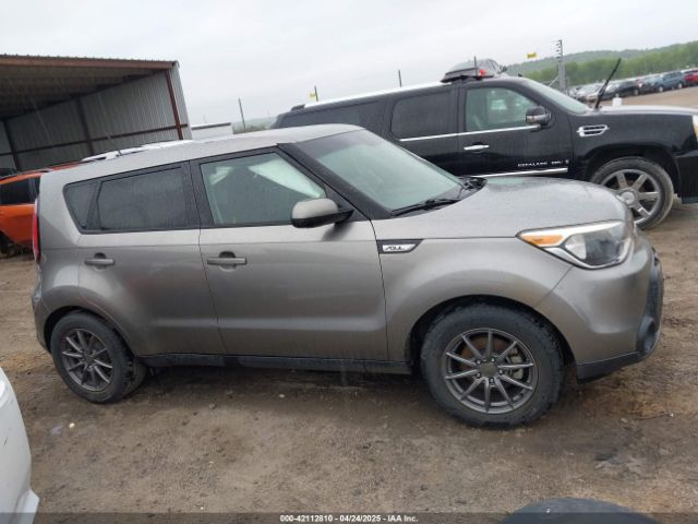 KNDJN2A2XG7262109 KIA Soul