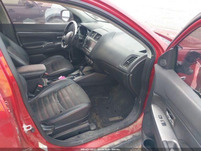 JA4AP3AW7JZ034271 Mitsubishi Outlander Sport 2.4 Se