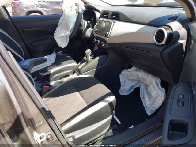 3N1CN8EV0LL833387 Nissan Versa Sv Xtronic Cvt