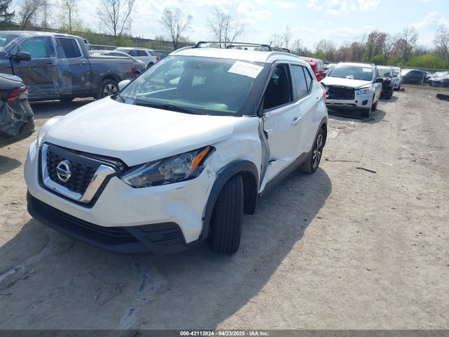 3N1CP5CU5JL509268 Nissan KICKS SV