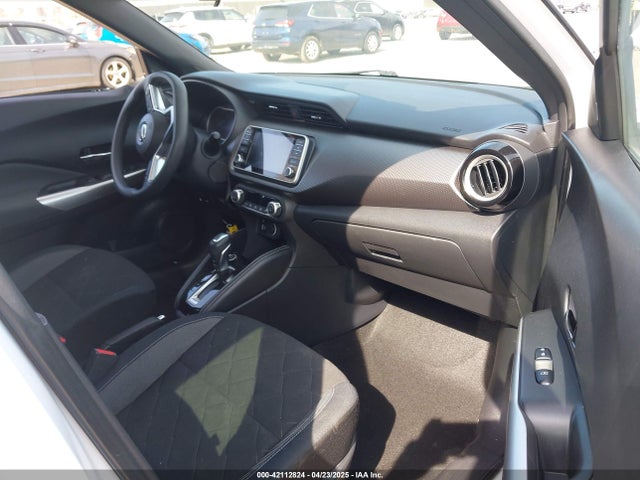 3N1CP5CU5JL509268 Nissan KICKS SV