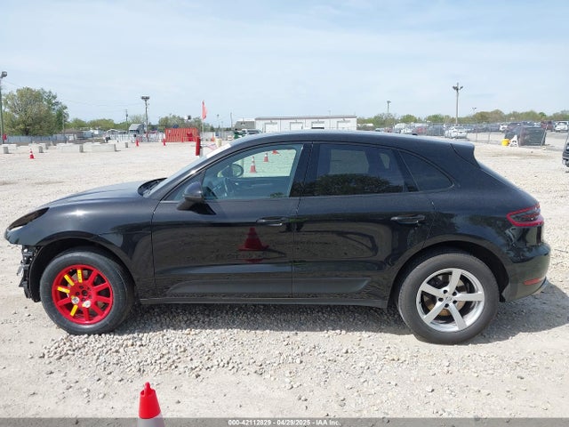 Porsche Macan 2018 WP1AA2A54JLB08529 Image 14