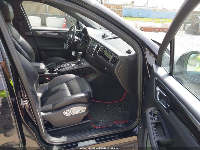 Porsche Macan 2018 WP1AA2A54JLB08529 Image 5
