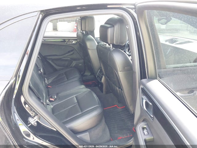Porsche Macan 2018 WP1AA2A54JLB08529 Image 8