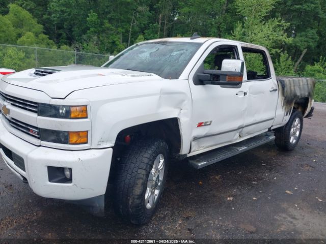2017 CHEVROLET SILVERADO 2500HD 1GC1KWEY8HF148633 Photo 1