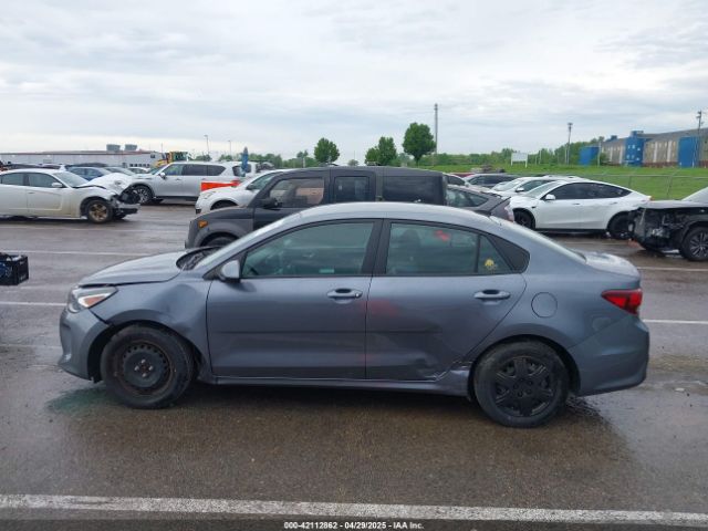 3KPA24AB1KE171033 KIA RIO S