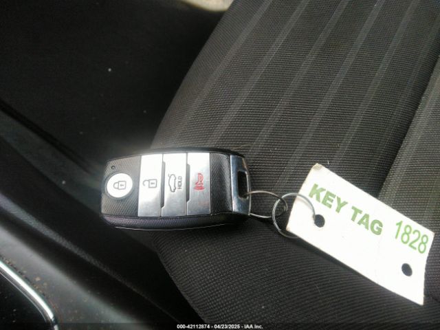 3KPFL4A76HE049727 KIA FORTE S