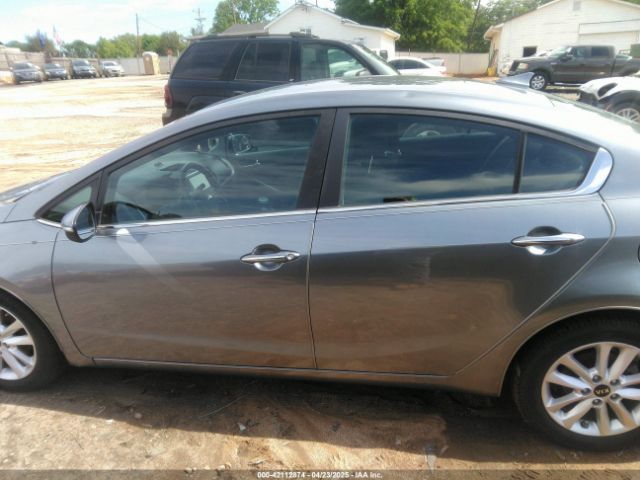 3KPFL4A76HE049727 KIA FORTE S