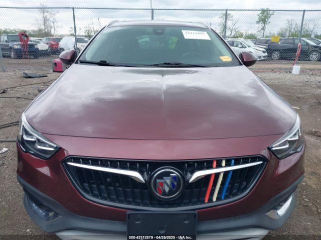 W04GV8SXXJ1122153 Buick Regal Tourx Essence