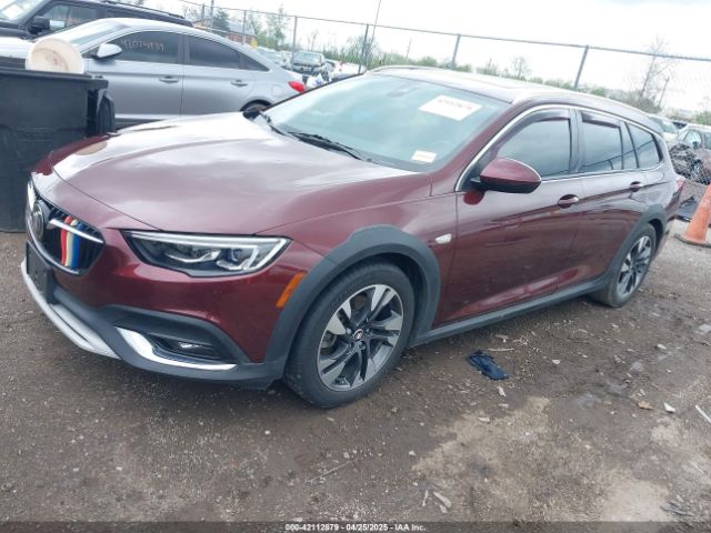 W04GV8SXXJ1122153 Buick Regal Tourx Essence