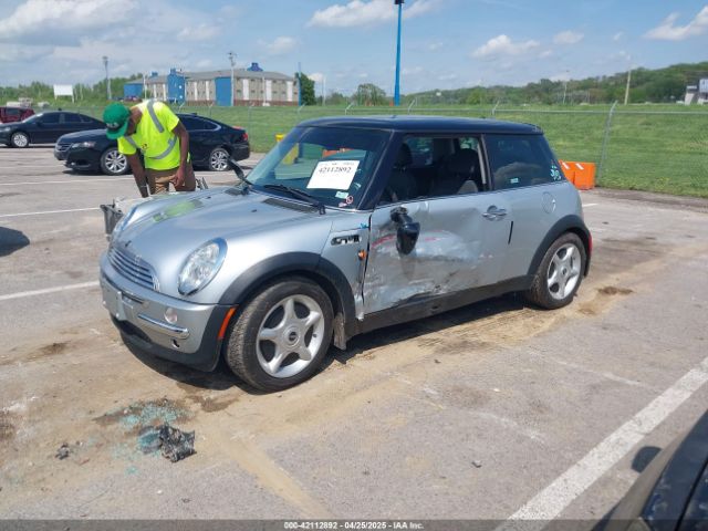 2003 MINI COOPER WMWRC334X3TC43283 Photo 1