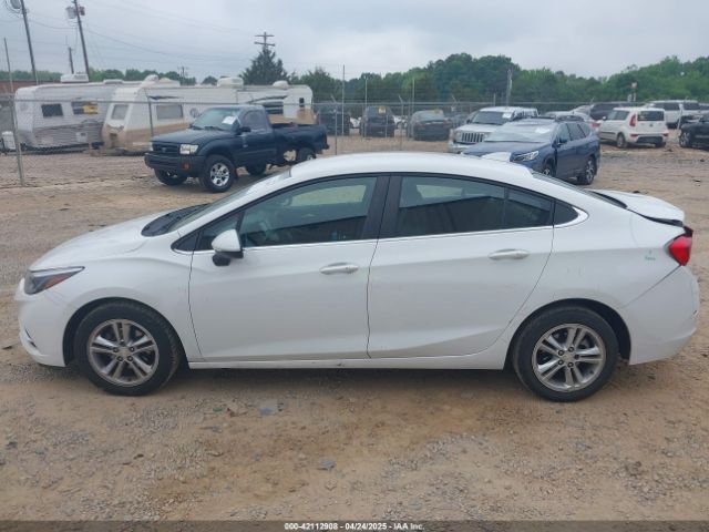 1G1BE5SM0J7145015 Chevrolet Cruze Lt Auto
