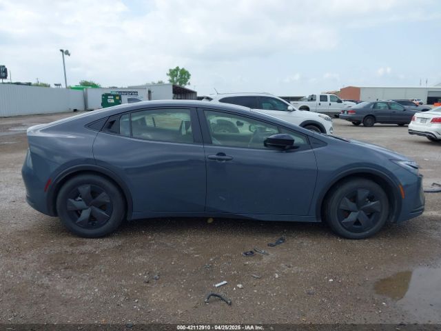 JTDACAAU5R3032263 Toyota Prius Le