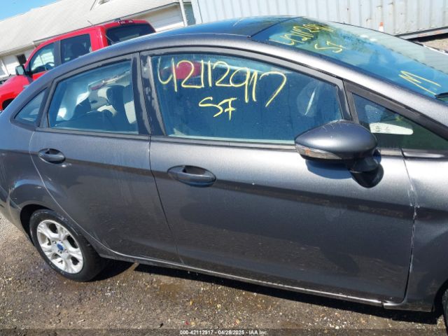 3FADP4BJ2FM151301 Ford FIESTA SE